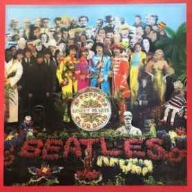 The Beatles - Sgt. Pepper's Lonely Hearts Club Band [CD + DVD]